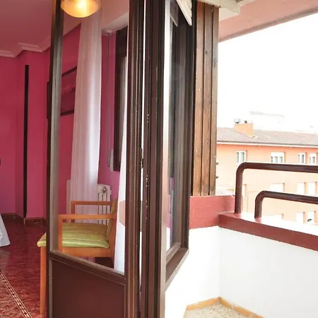 בית הארחה Reconquista 3*