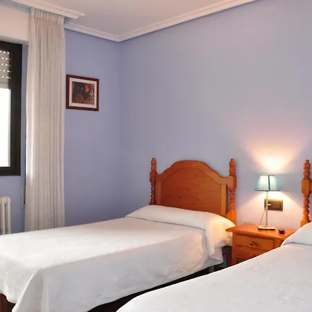 בית הארחה Reconquista 3*