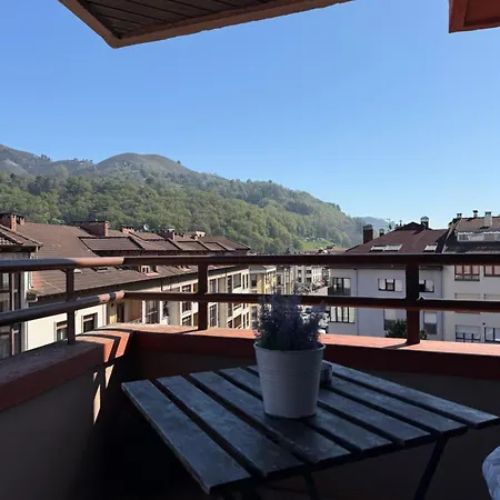 Reconquista בית הארחה 3*