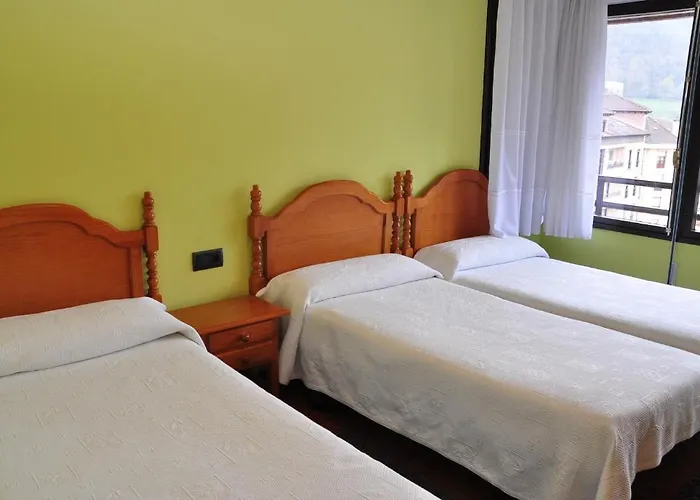 Reconquista Pensión Onís