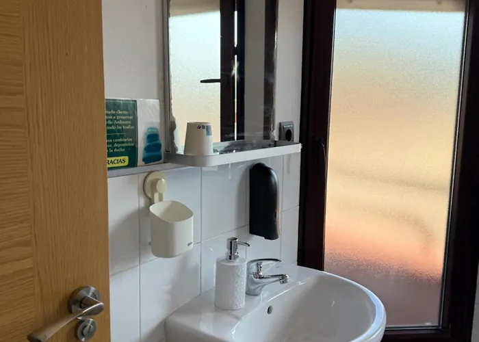 Reconquista Pensión 3*