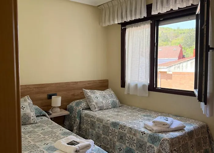 Reconquista Pensión 3*