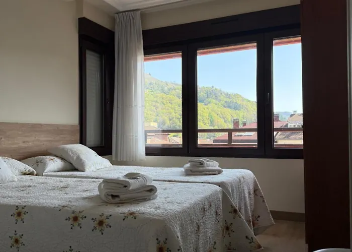 Reconquista Pensión Onís